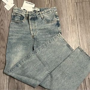 Baggy crossover style jeans